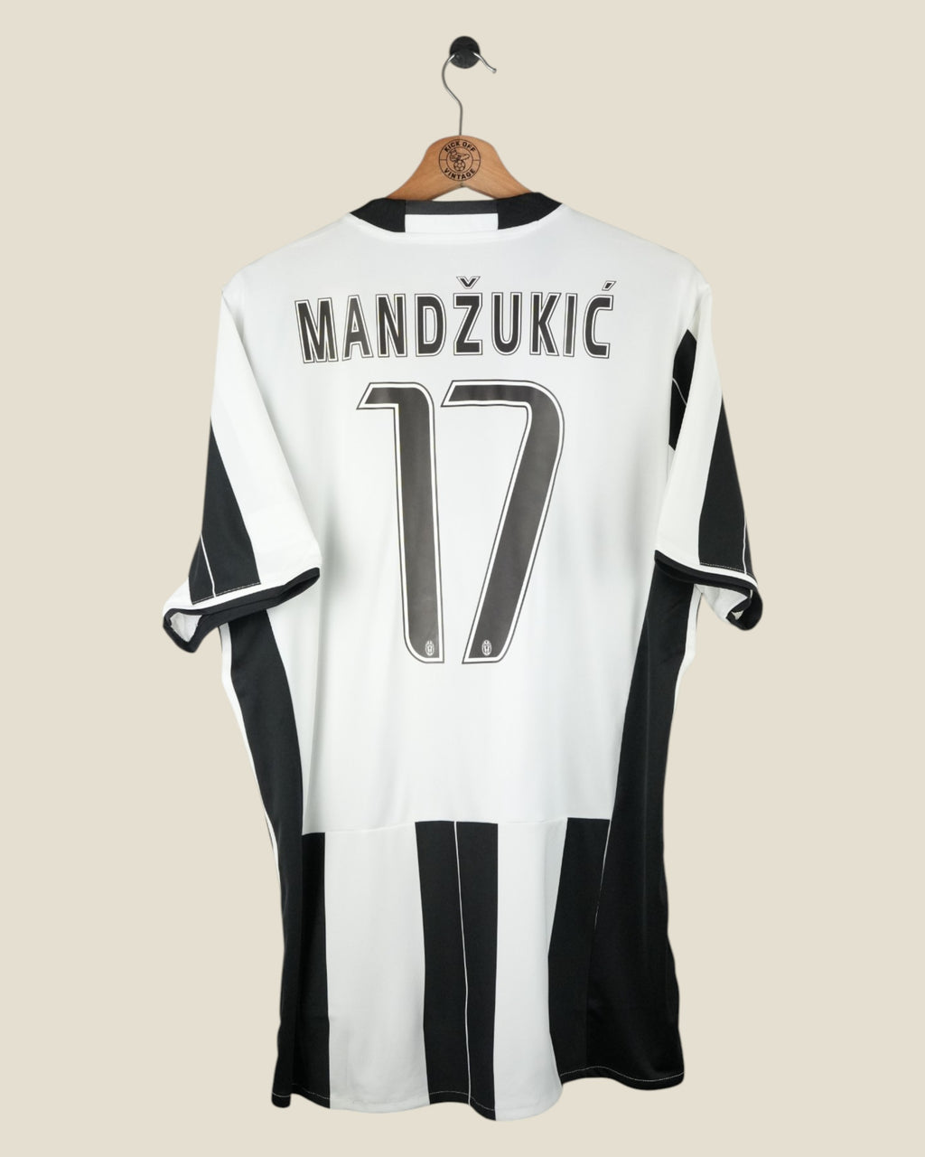 JUVENTUS 2016/17 MANDZUKIC HOME SHIRT BNWT (L) ADIDAS