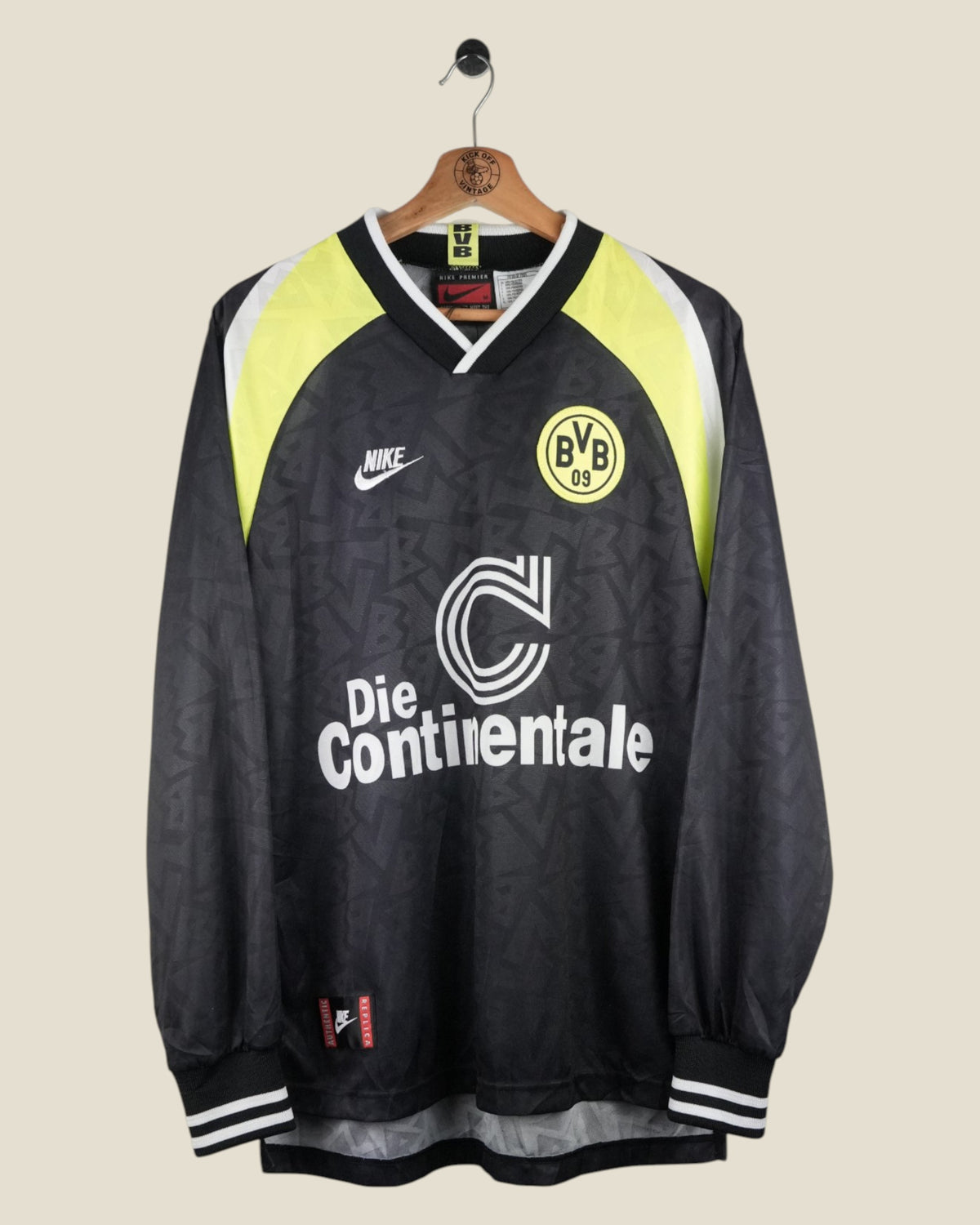 BORUSSIA DORTMUND 1995/96 AWAY SHIRT L/S (M) NIKE