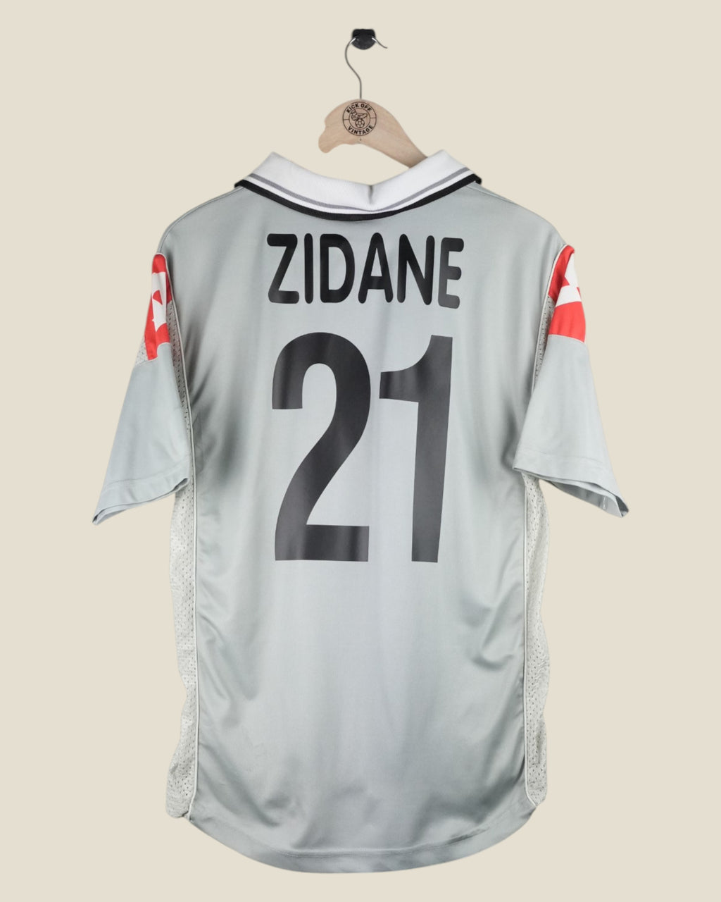JUVENTUS 2000/01 ZIDANE CUP AWAY SHIRT (M) LOTTO