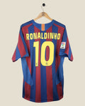 BARCELONA 2005/06 RONALDINHO HOME SHIRT (L) NIKE