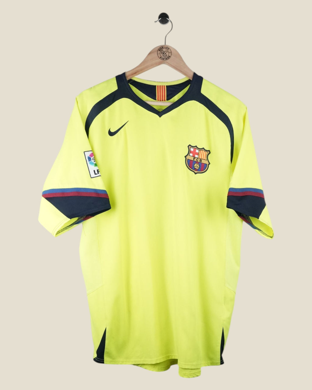 BARCELONA 2005/06 MESSI AWAY SHIRT (L) NIKE