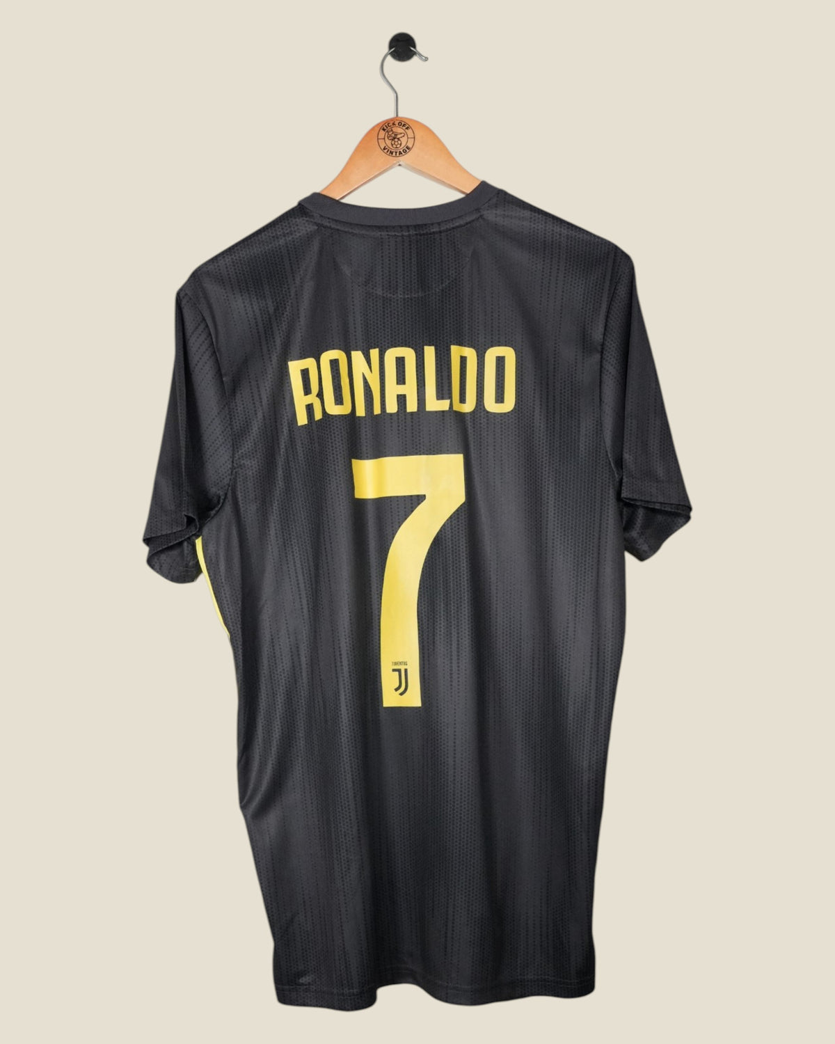 JUVENTUS 2018/19 RONALDO THIRD BNWT (L) ADIDAS