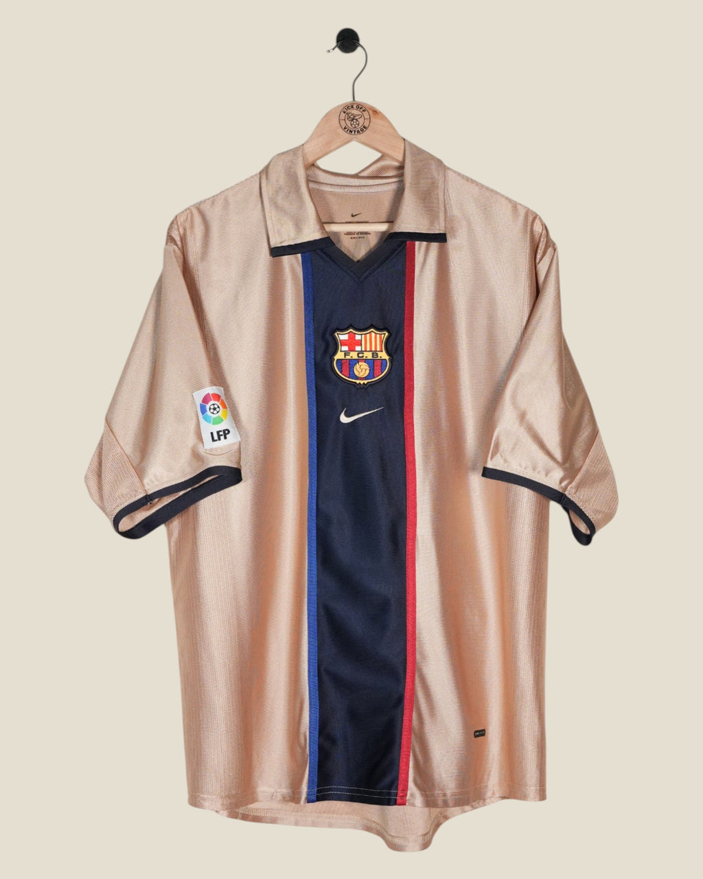 BARCELONA 2001/02 RIVALDO AWAY SHIRT (L) NIKE