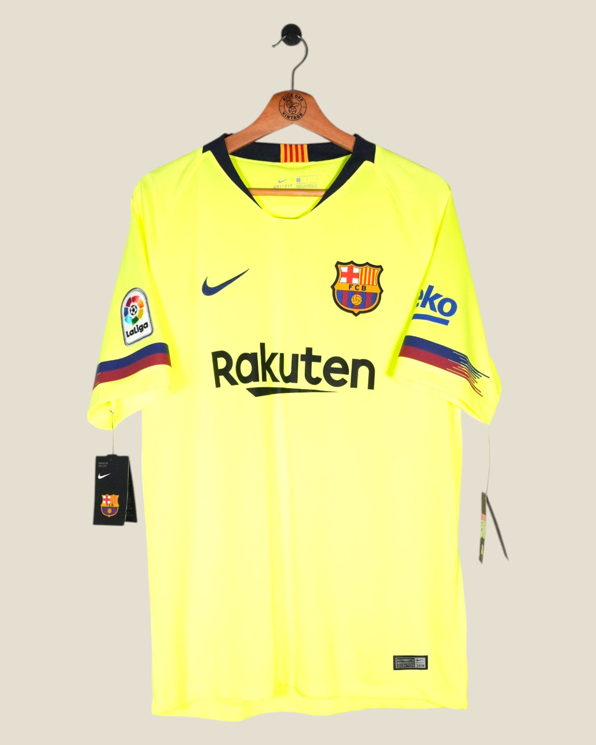 BARCELONA 2018/19 SUAREZ AWAY SHIRT BNWT (L) NIKE