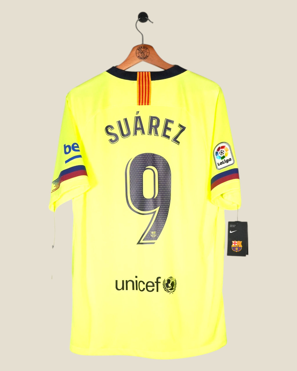 BARCELONA 2018/19 SUAREZ AWAY SHIRT BNWT (L) NIKE
