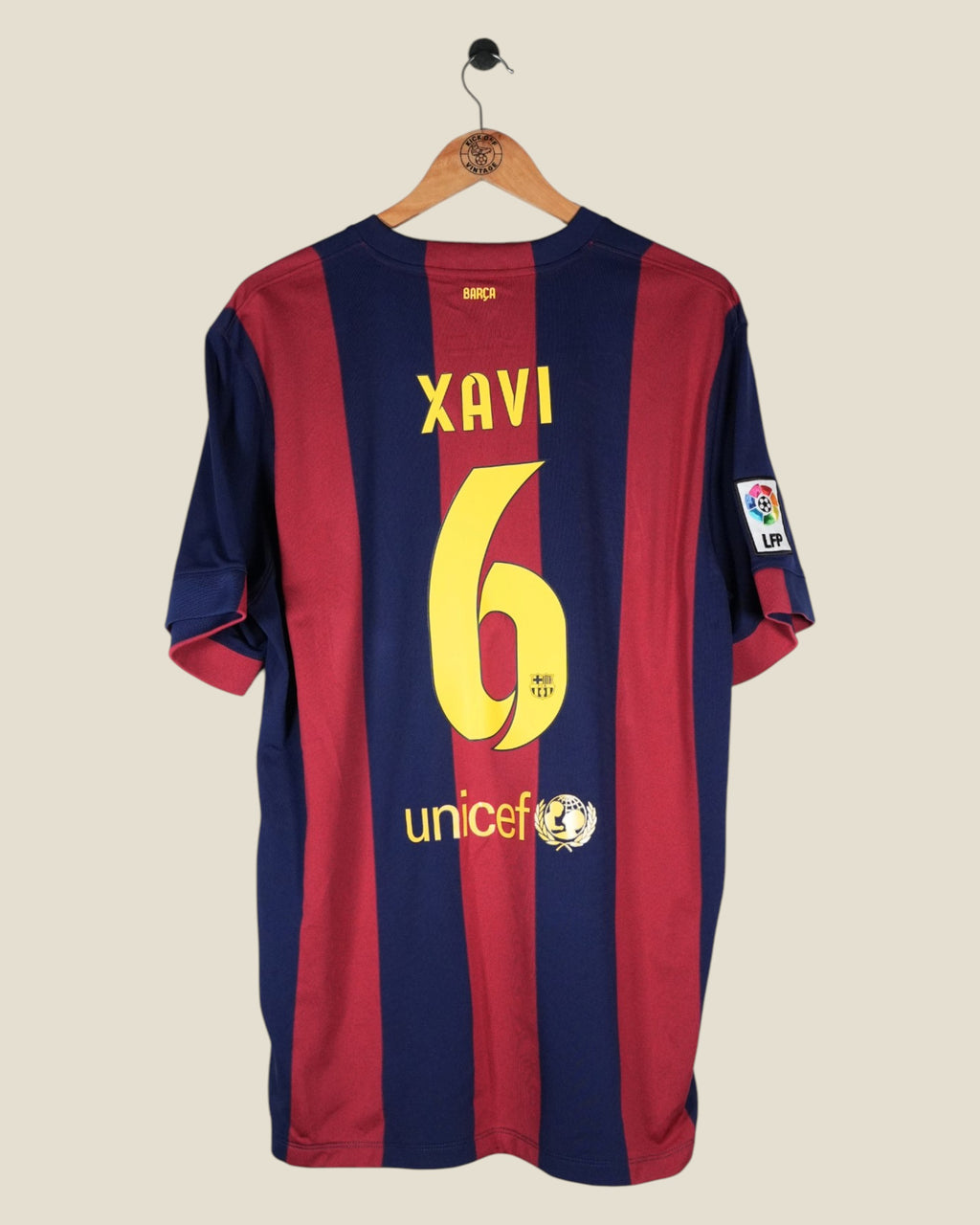 BARCELONA 2014/15 XAVI HOME SHIRT (XL) NIKE