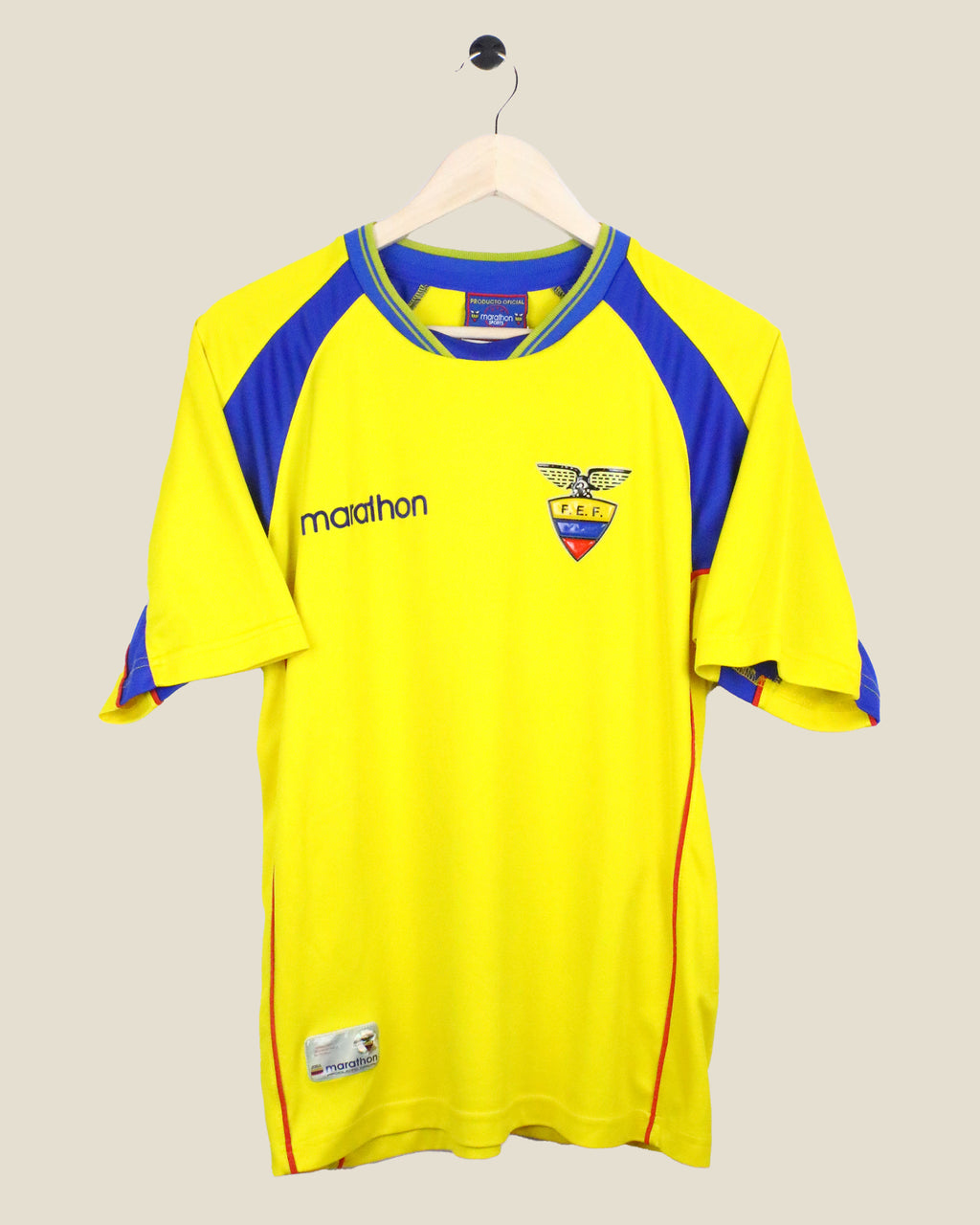 ECUADOR 2002 HOME (L) MARATHON