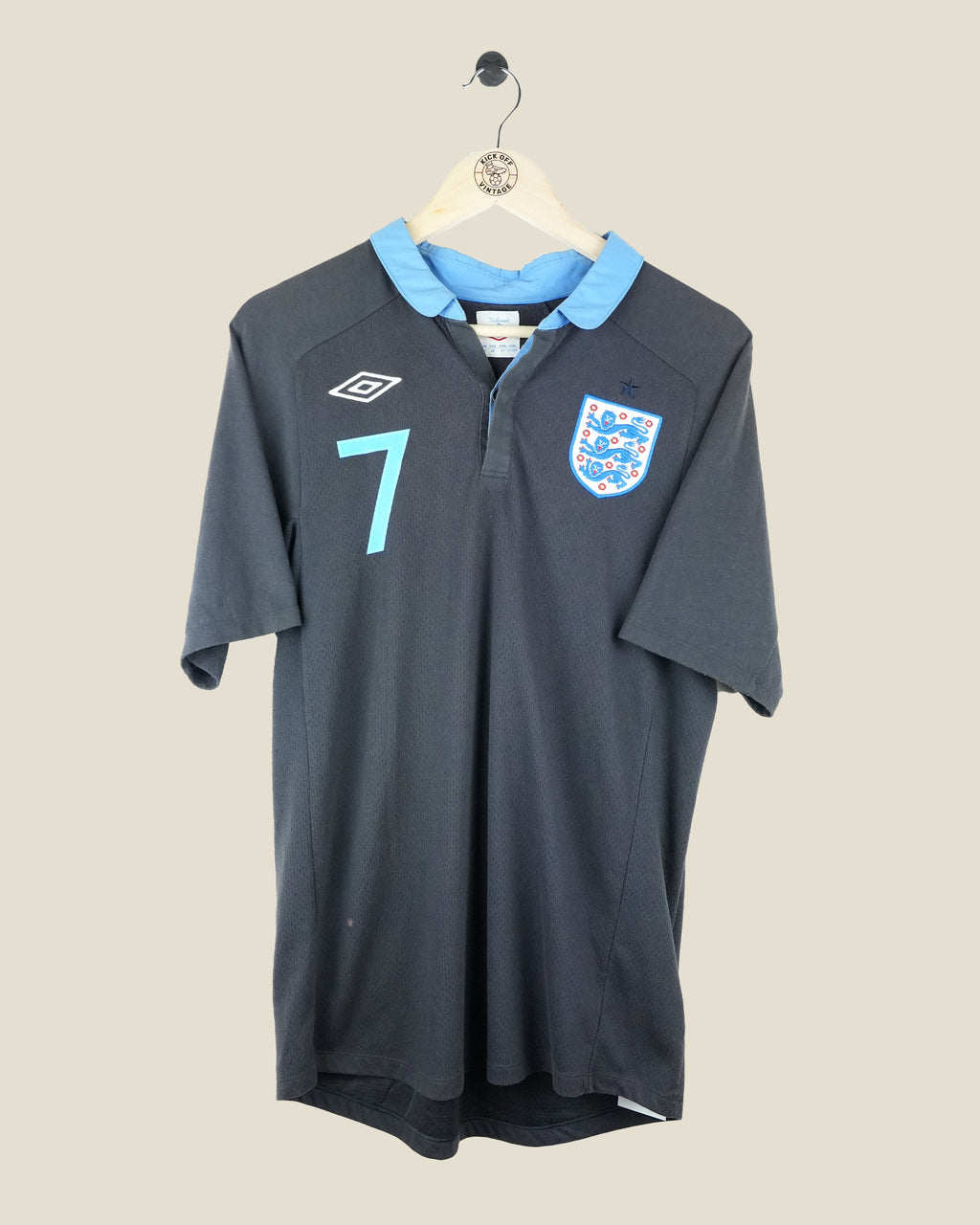 ENGLAND 2012 WALCOTT AWAY SHIRT (M) UMBRO