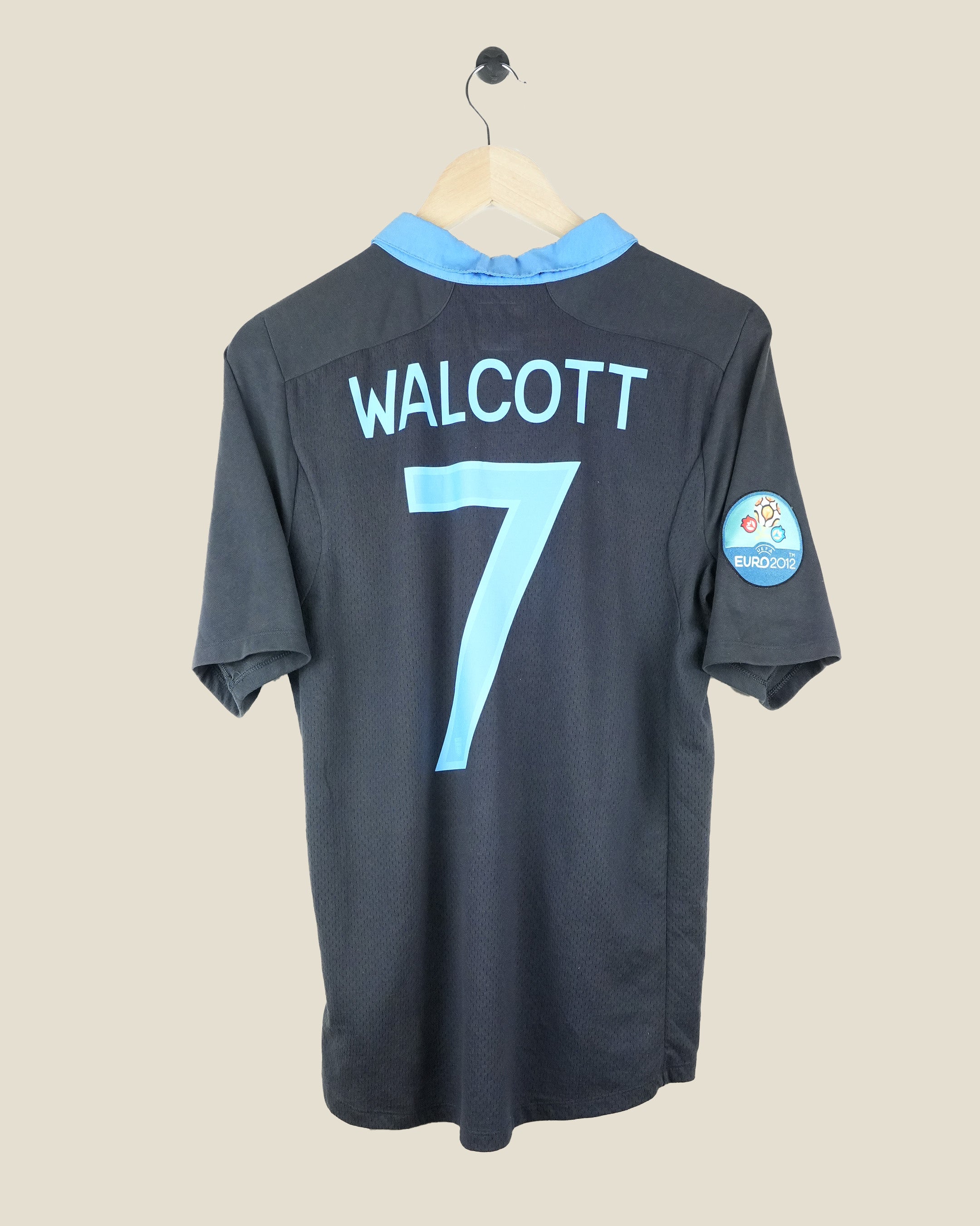 ENGLAND 2012 WALCOTT EURO AWAY SHIRT (M) UMBRO