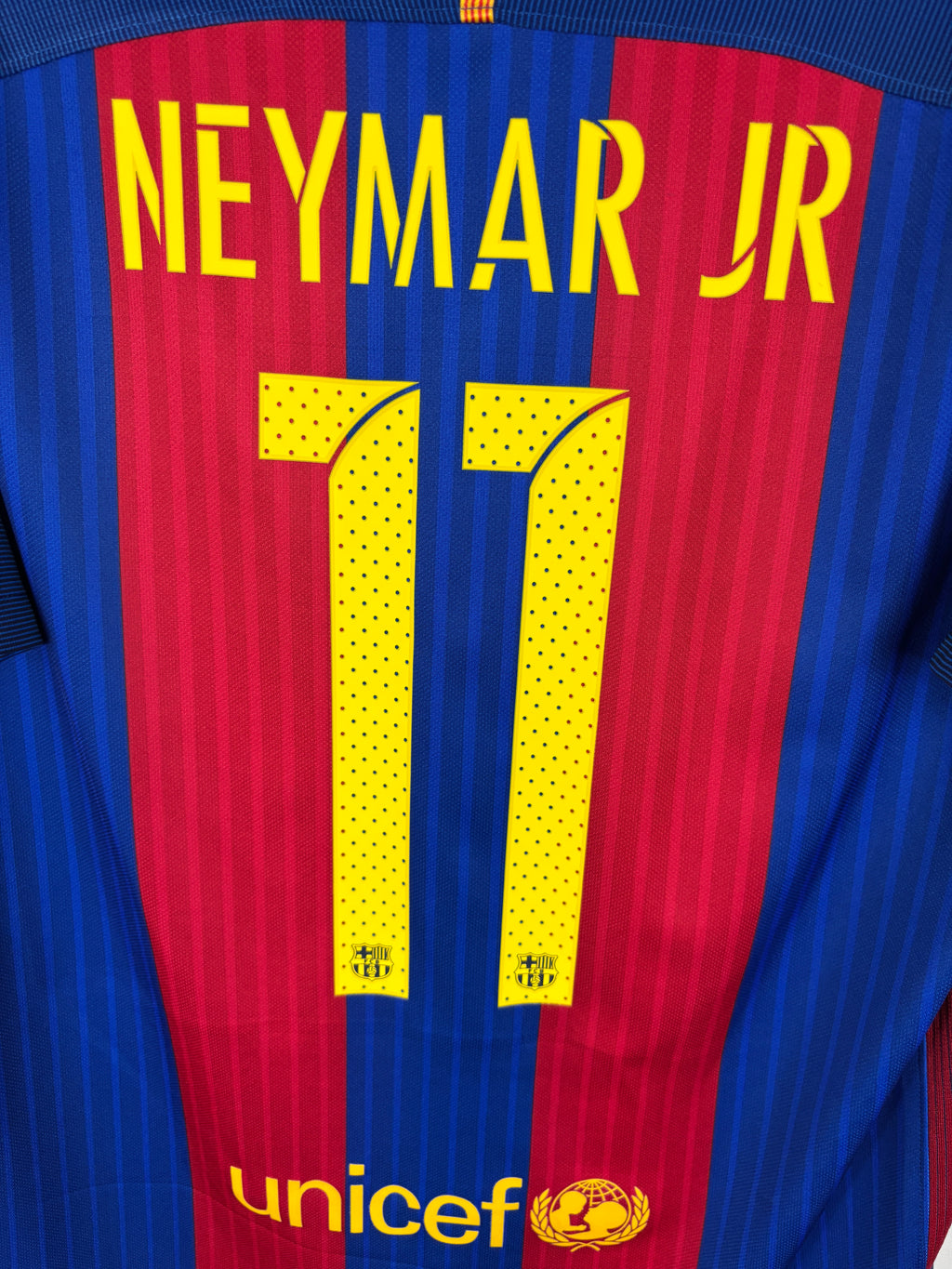 BARCELONA 2016/17 NEYMAR #11 HOME SHIRT (L) NIKE