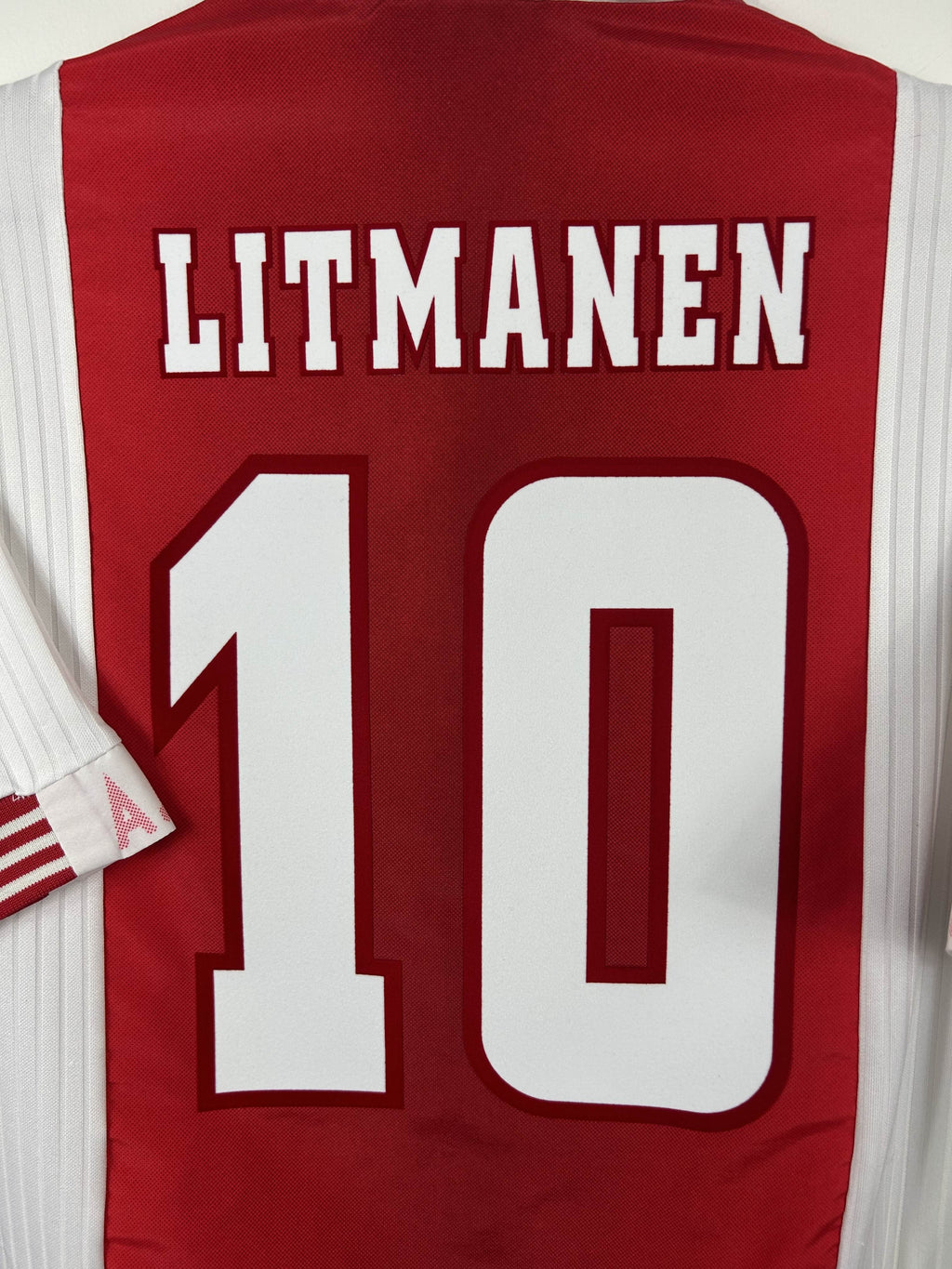 AJAX 1997/98 LITMANEN #10 HOME SHIRT (M) UMBRO