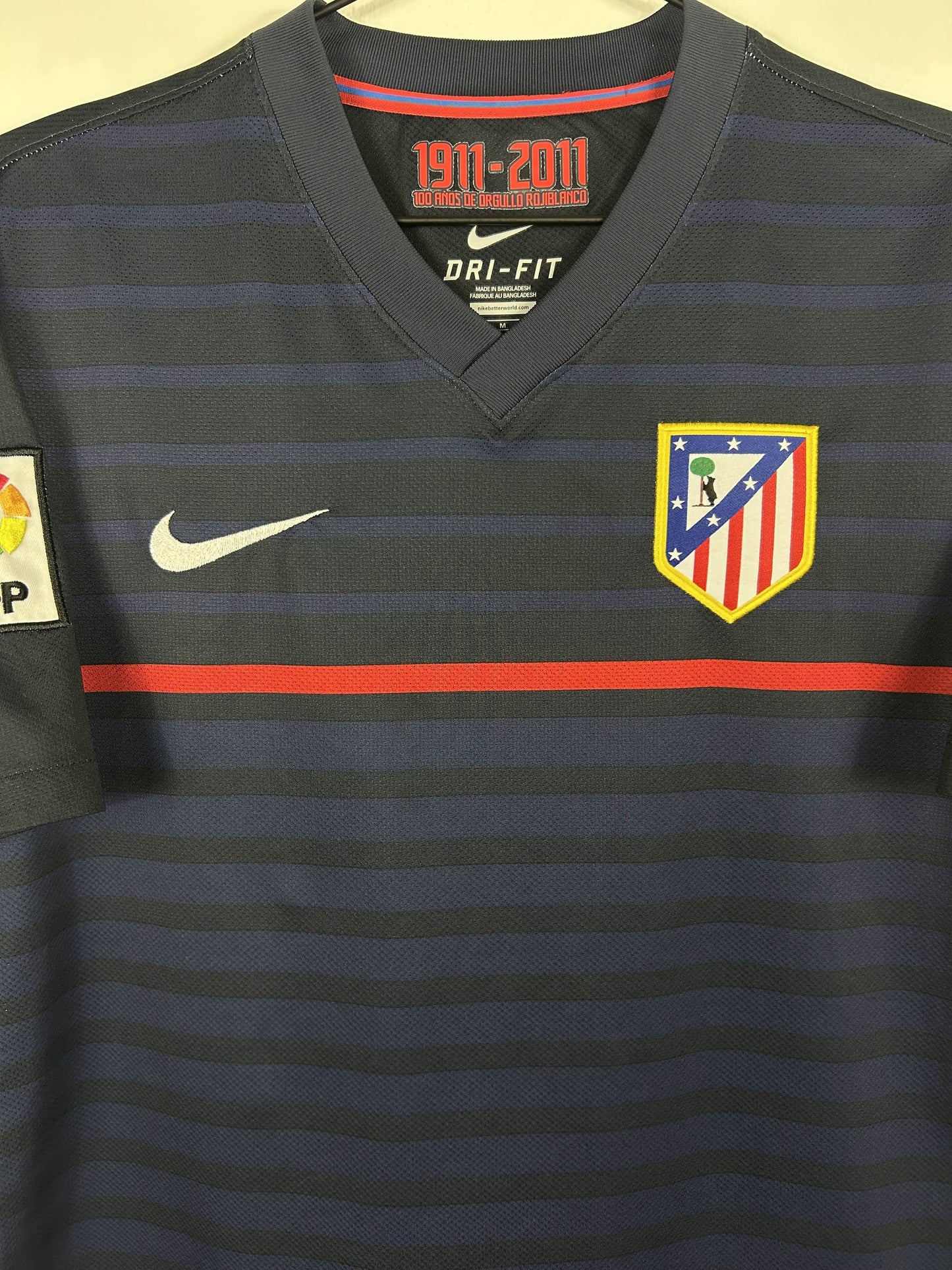 ATLETICO MADRID 2011/2012 FALCAO #9 AWAY SHIRT (M) NIKE