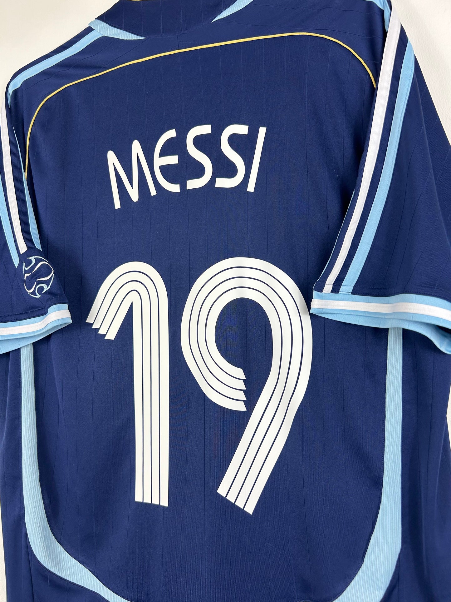 ARGENTINA 2006 MESSI #19 AWAY SHIRT (L) ADIDAS