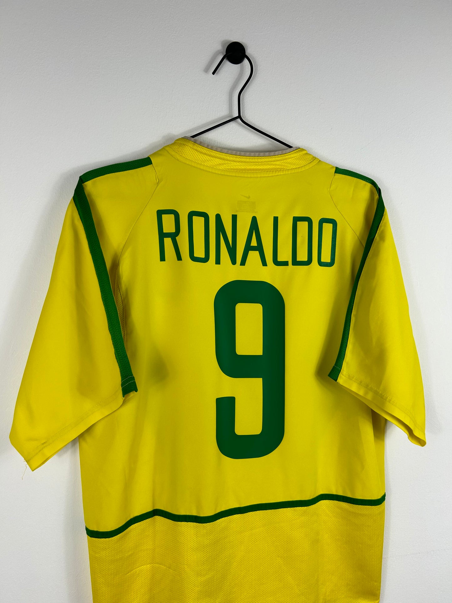 BRAZIL 2002 RONALDO #9 HOME SHIRT (M) NIKE