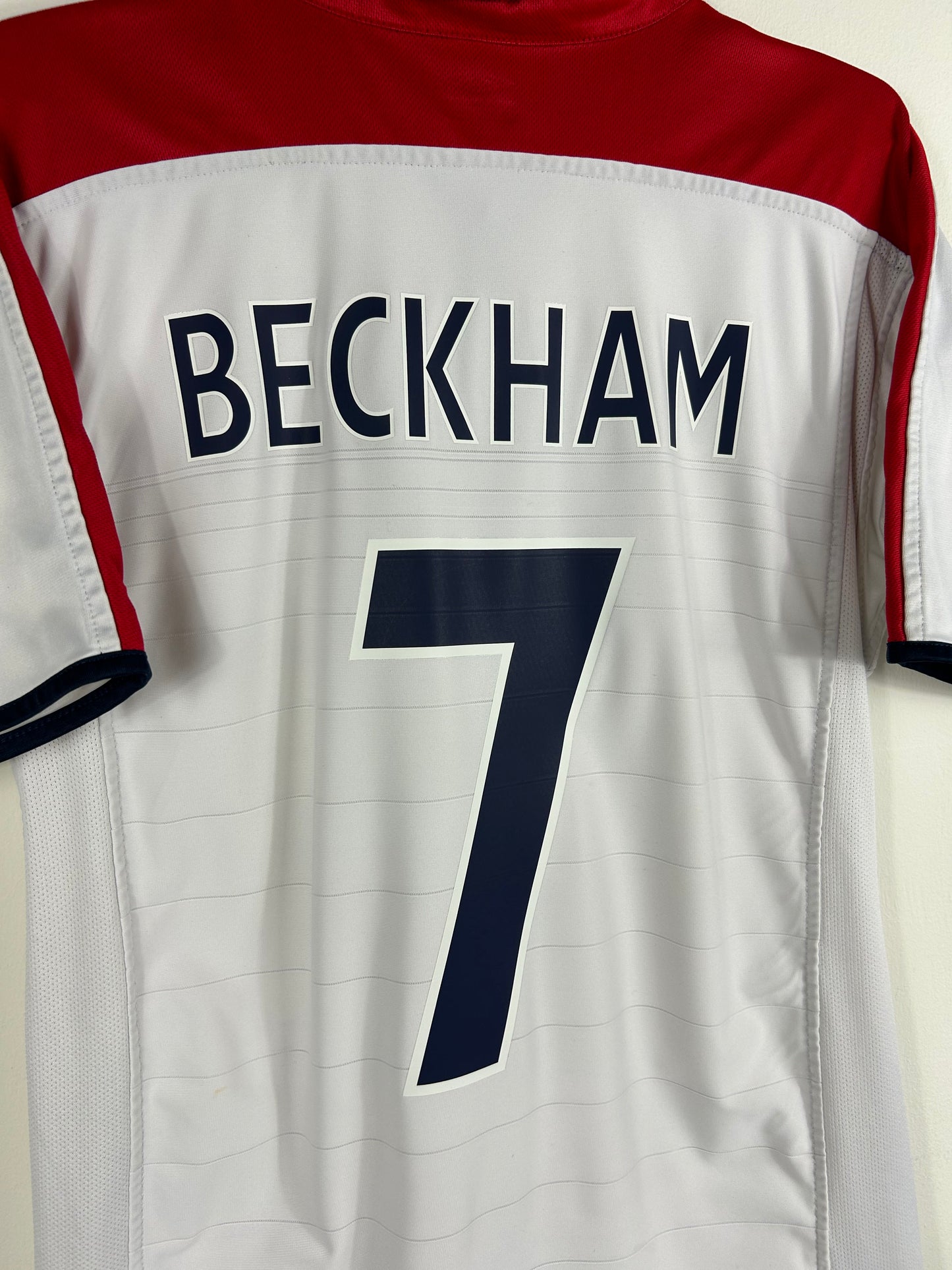 ENGLAND 2004 BECKHAM #7 HOME SHIRT (M) UMBRO