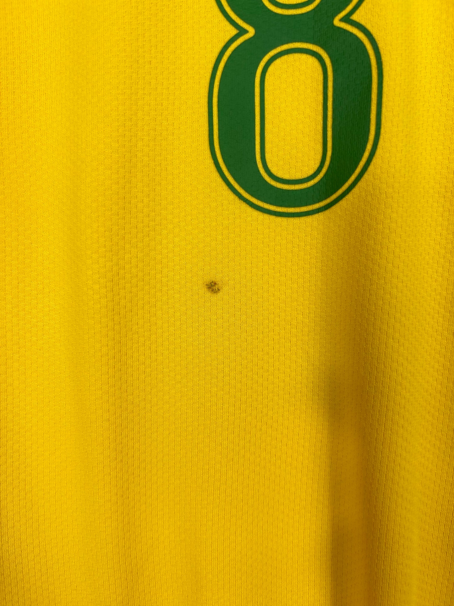 BRAZIL 2006 KAKA #8 HOME SHIRT (L) NIKE