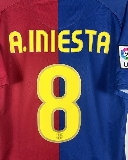 BARCELONA 2008/09 INIESTA #8 HOME SHIRT (M) NIKE