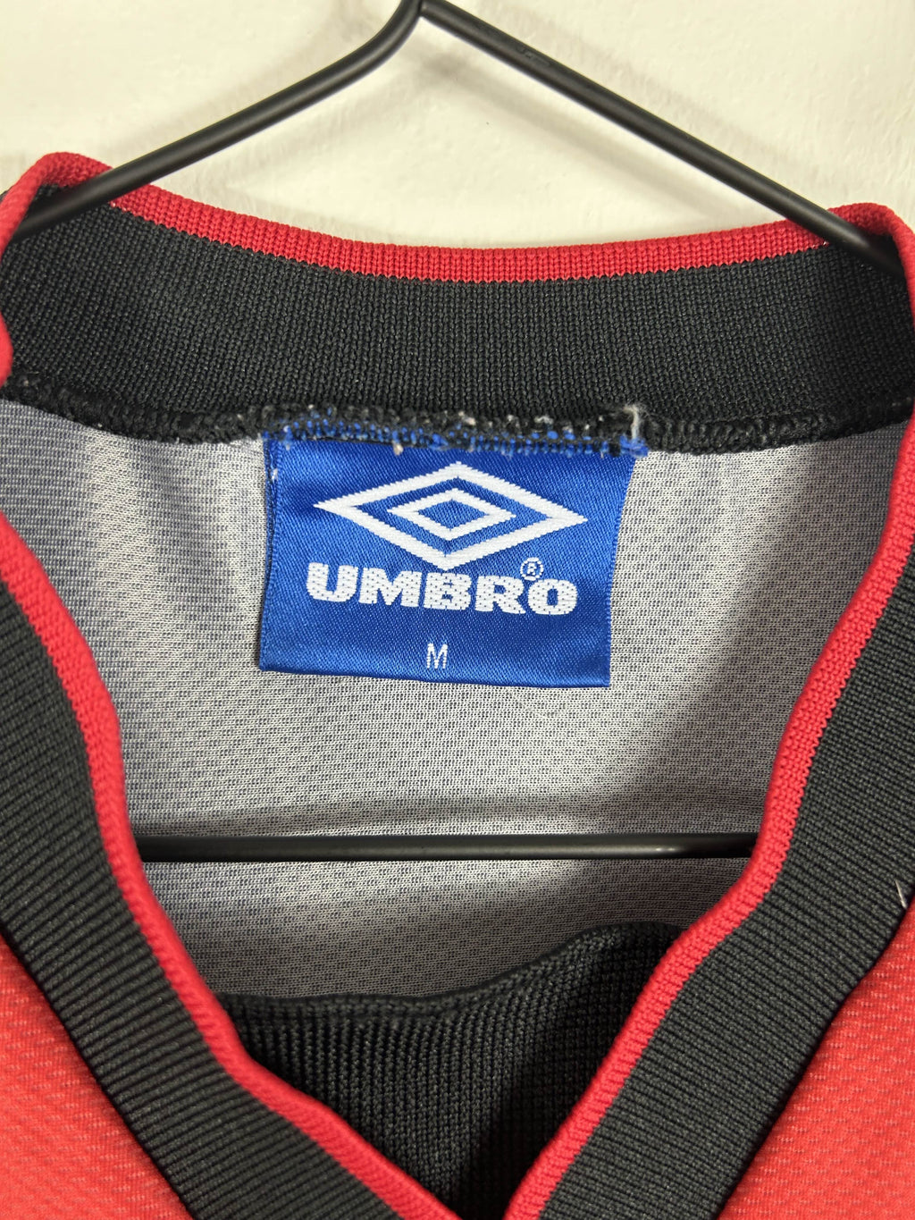 AJAX 1996/97 TRAINING SHIRT (M) UMBRO