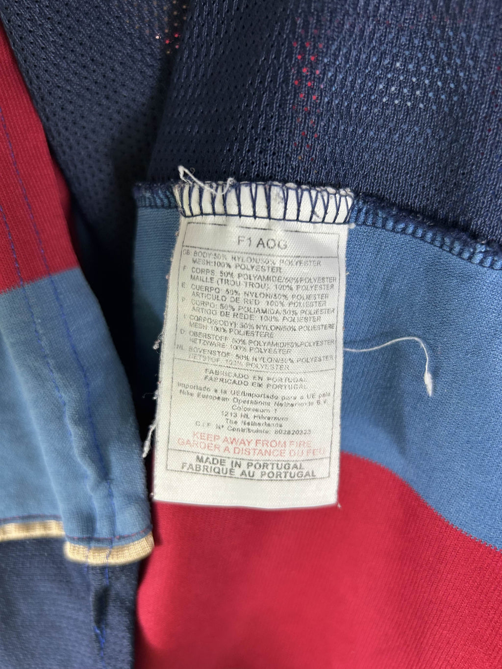 BARCELONA 2001/02 HOME SHIRT (M) NIKE