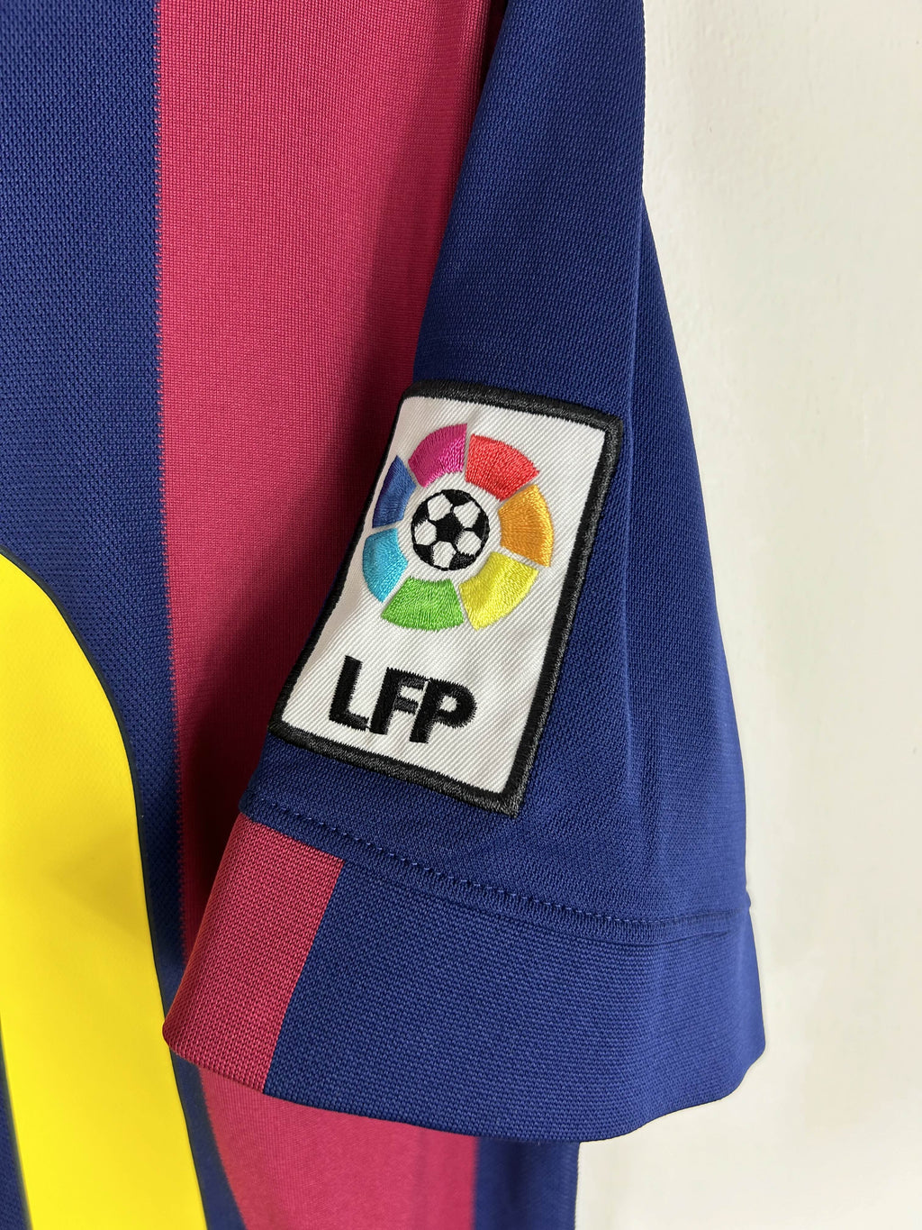 BARCELONA 2014/15 MESSI #10 HOME SHIRT (M) NIKE