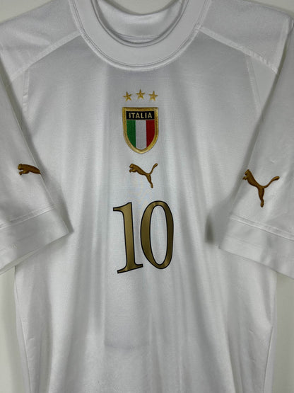 ITALY 2004 TOTTI #10 AWAY SHIRT (M) PUMA