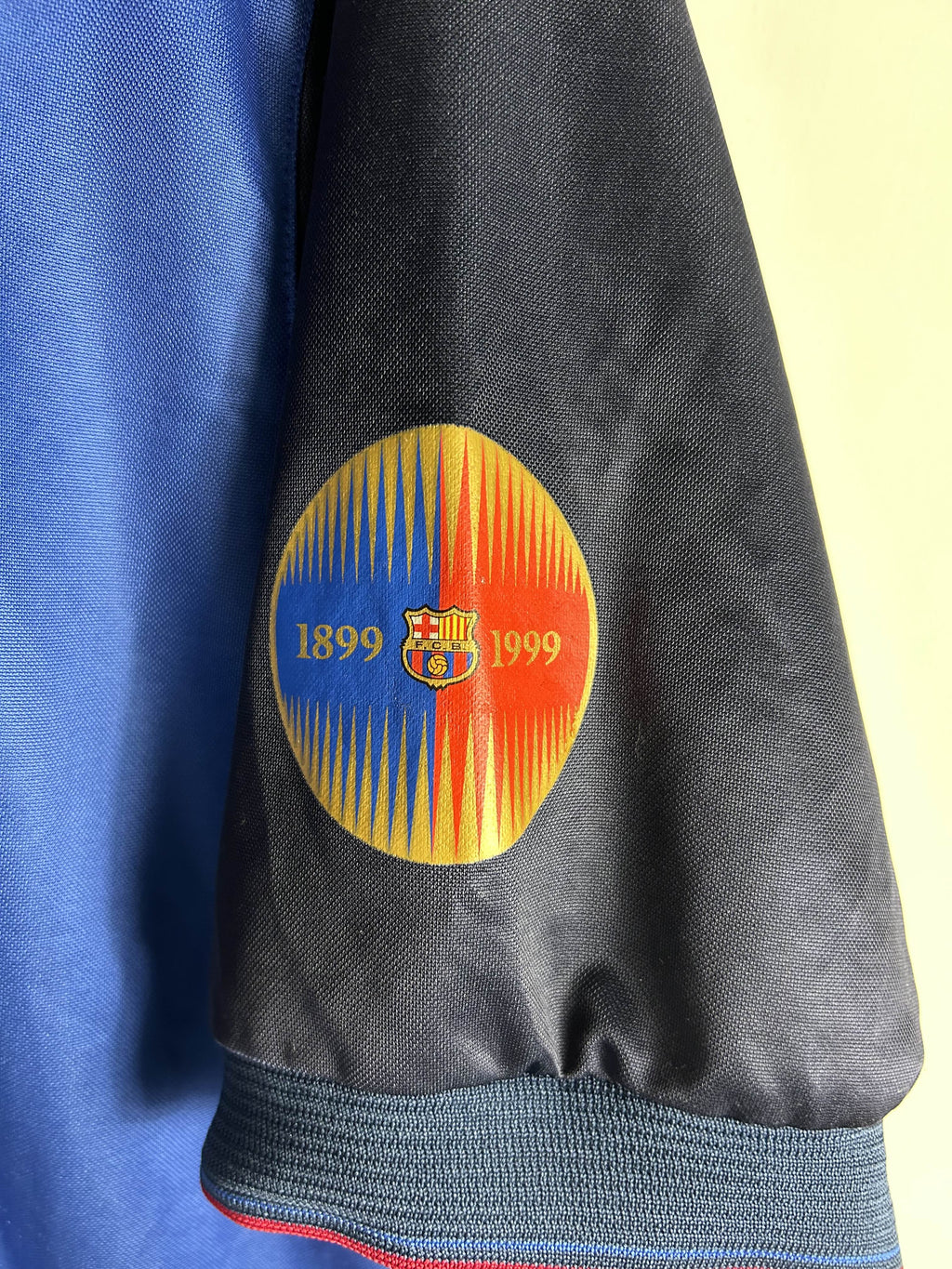 BARCELONA 1999/00 CENTENARY HOME SHIRT (M) NIKE