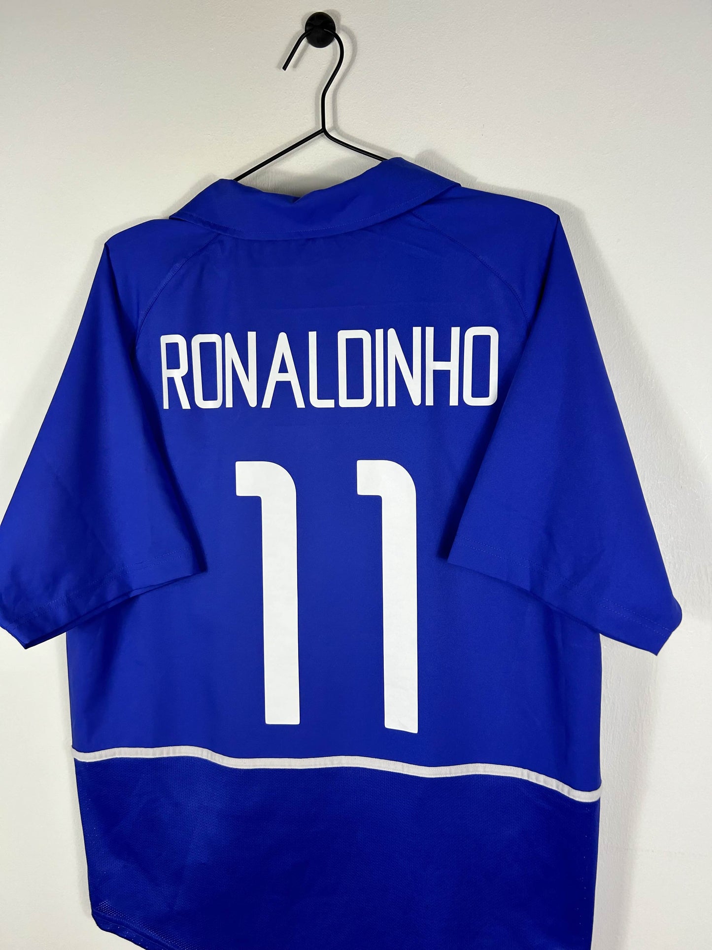 BRAZIL 2002 RONALDINHO #11 AWAY SHIRT (L) NIKE