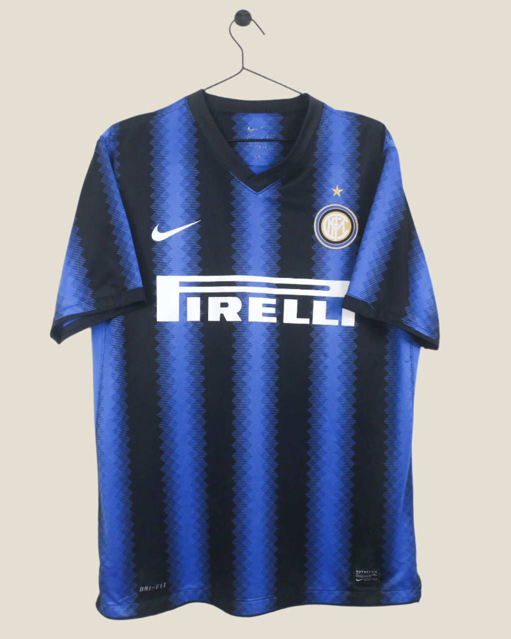 INTER MILAN 2010/11 MILITO #22 HOME SHIRT (L) NIKE