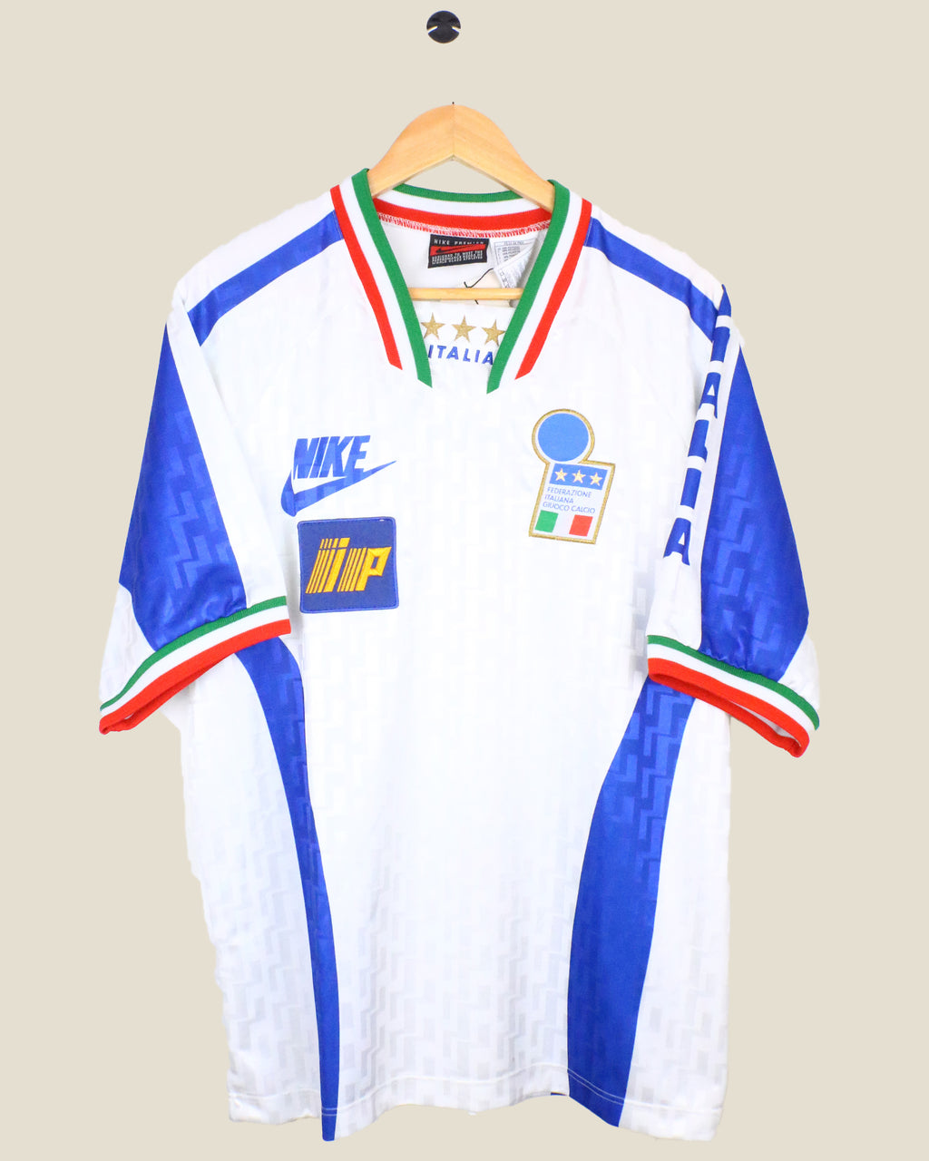 ITALY 1996 TRAINING SHIRT (L) NIKE