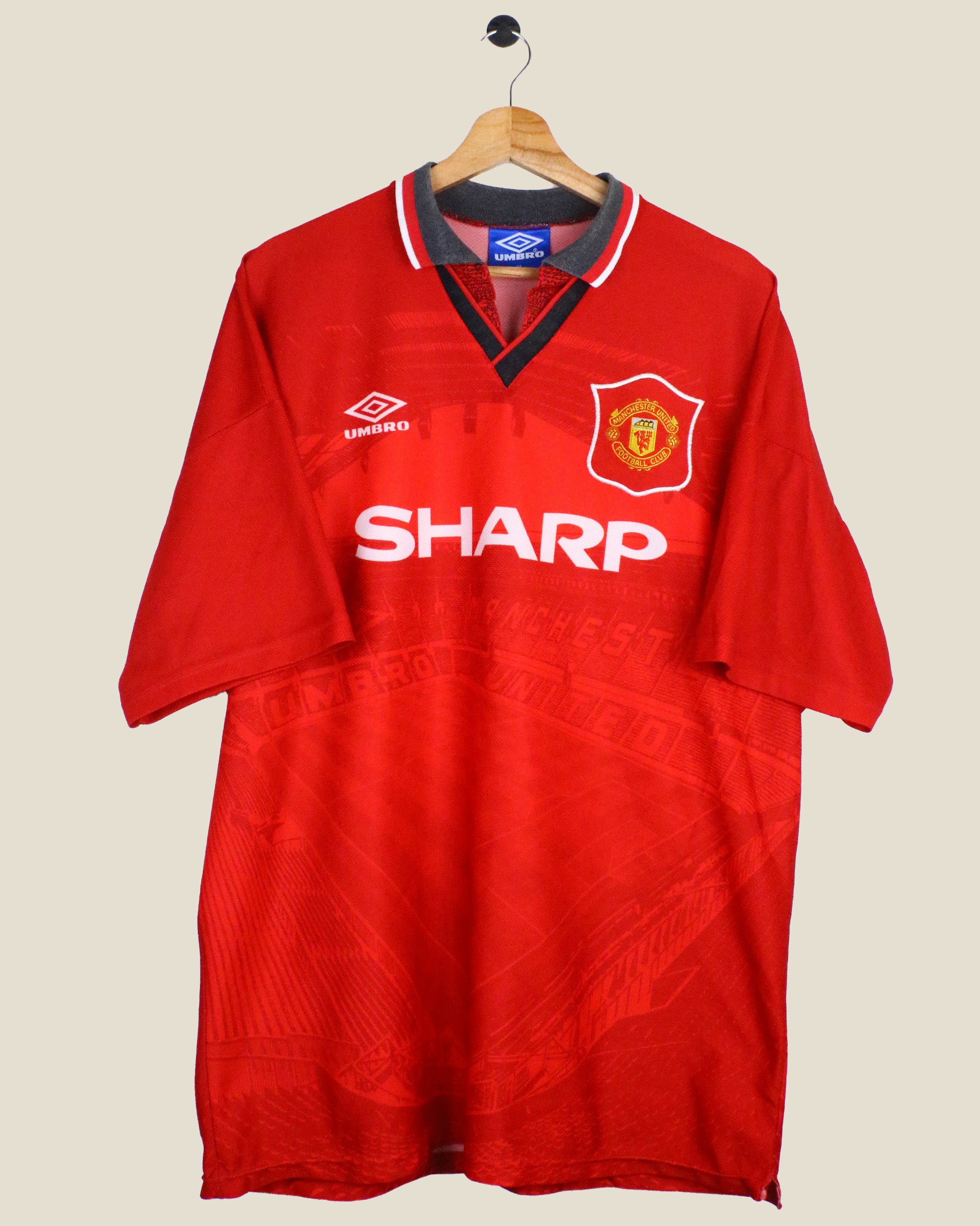 MANCHESTER UNITED 1994/96 CANTONA #7 HOME (XL) UMBRO