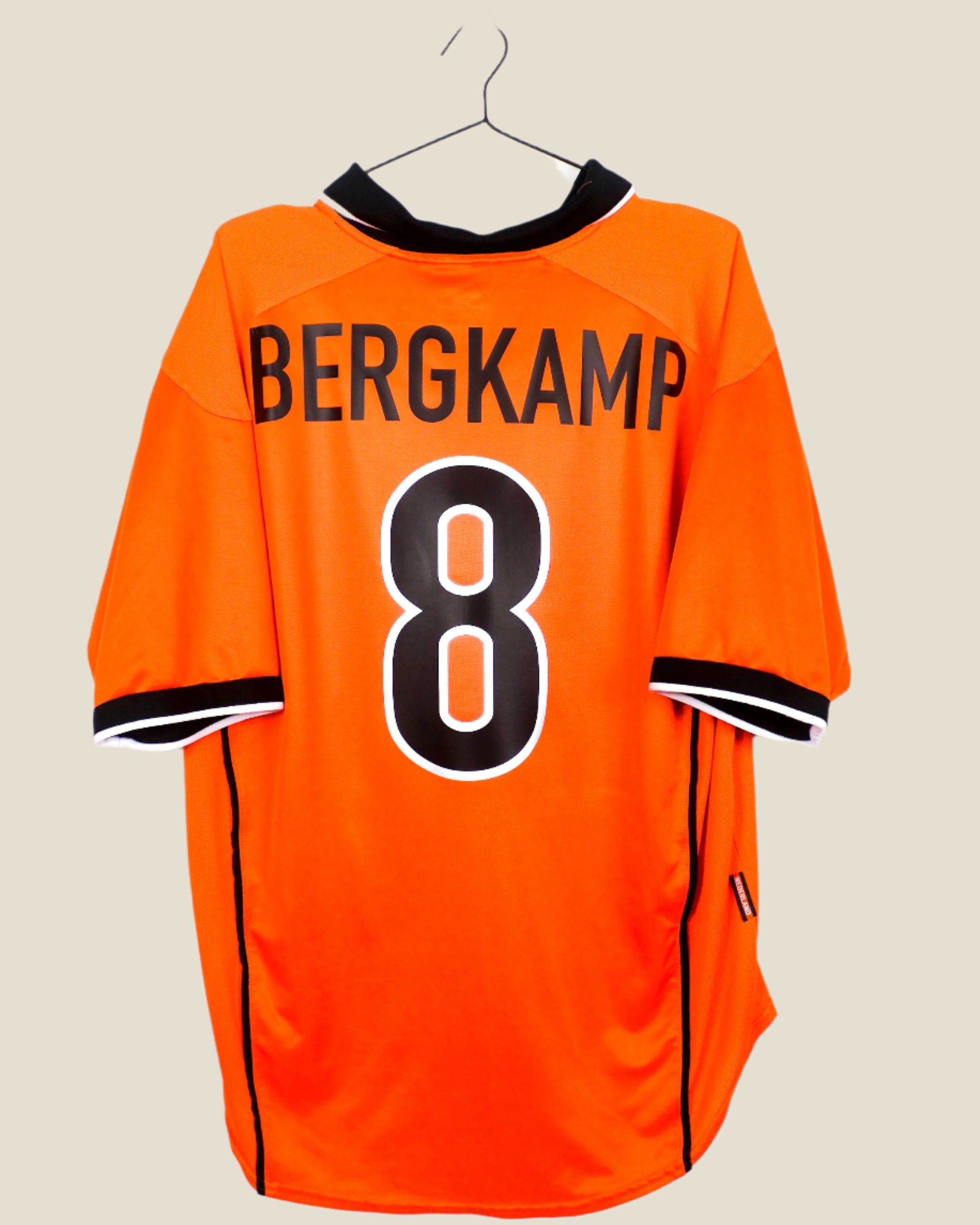 NETHERLANDS 1998 BERGKAMP #8 HOME SHIRT (XL) NIKE