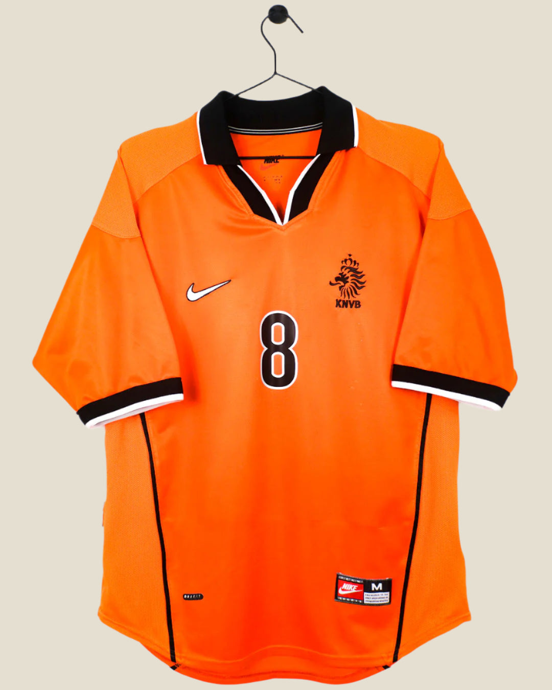 NETHERLANDS 1998 BERGKAMP #8 HOME SHIRT (M) NIKE