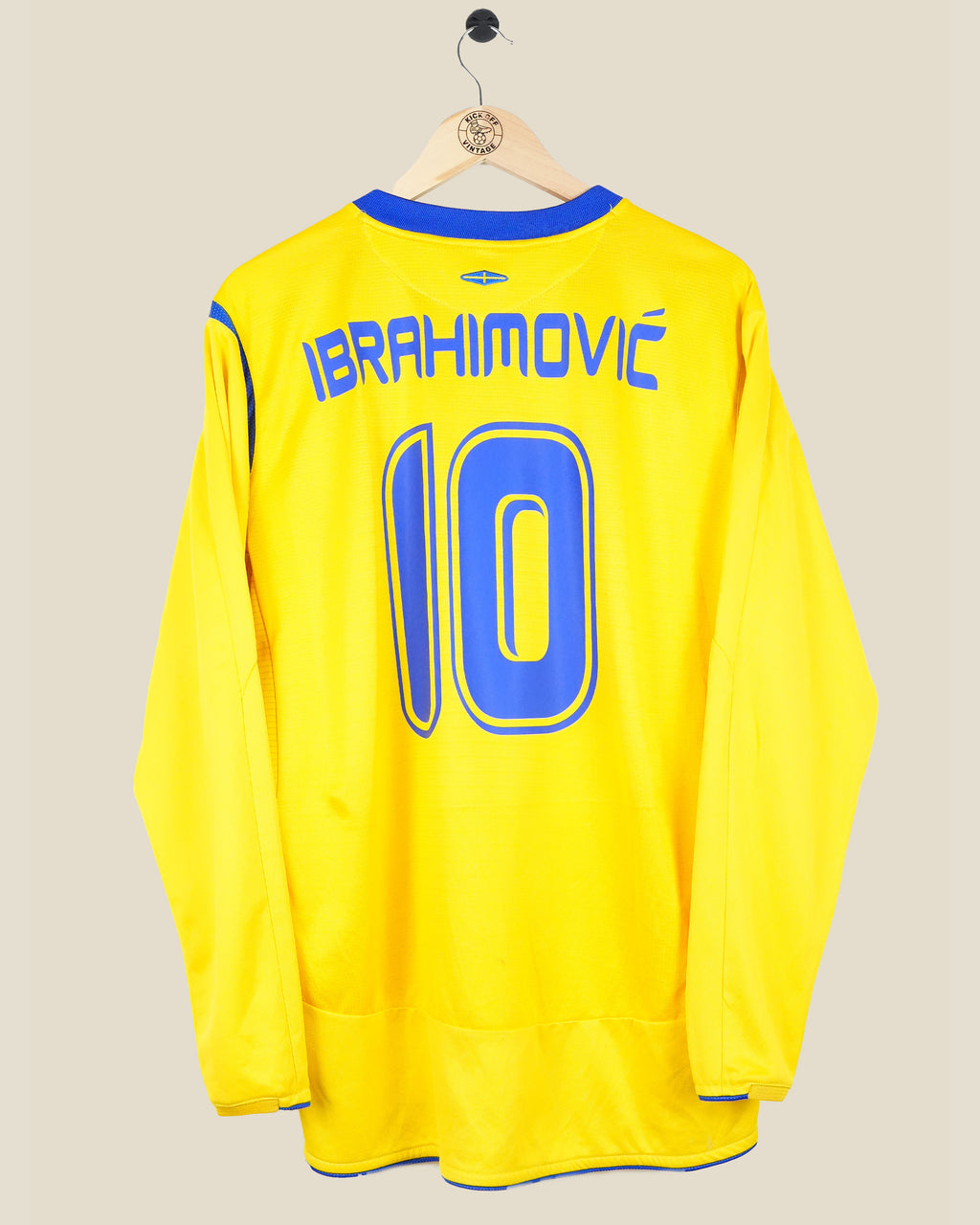SWEDEN 2006 IBRAHIMOVIC L/S HOME SHIRT (L) UMBRO
