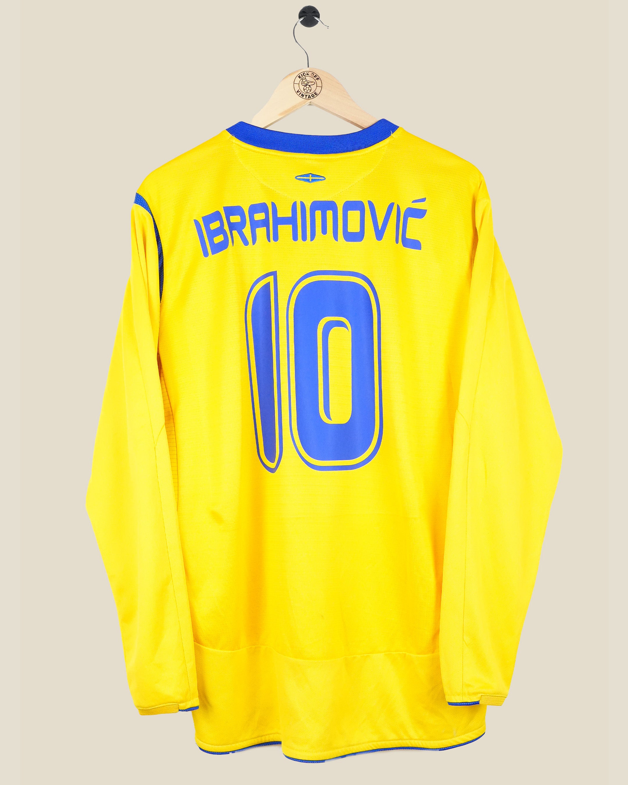 SWEDEN 2006 IBRAHIMOVIC L/S HOME SHIRT (L) UMBRO