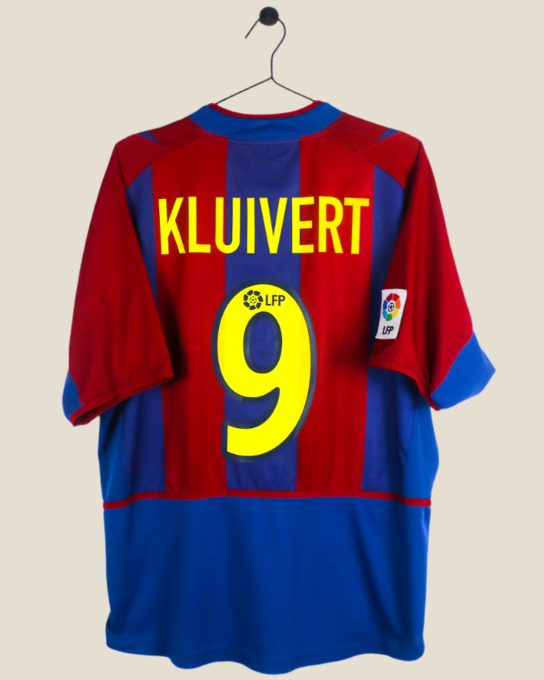 BARCELONA 2002/03 KLUIVERT #9 HOME SHIRT (L) NIKE