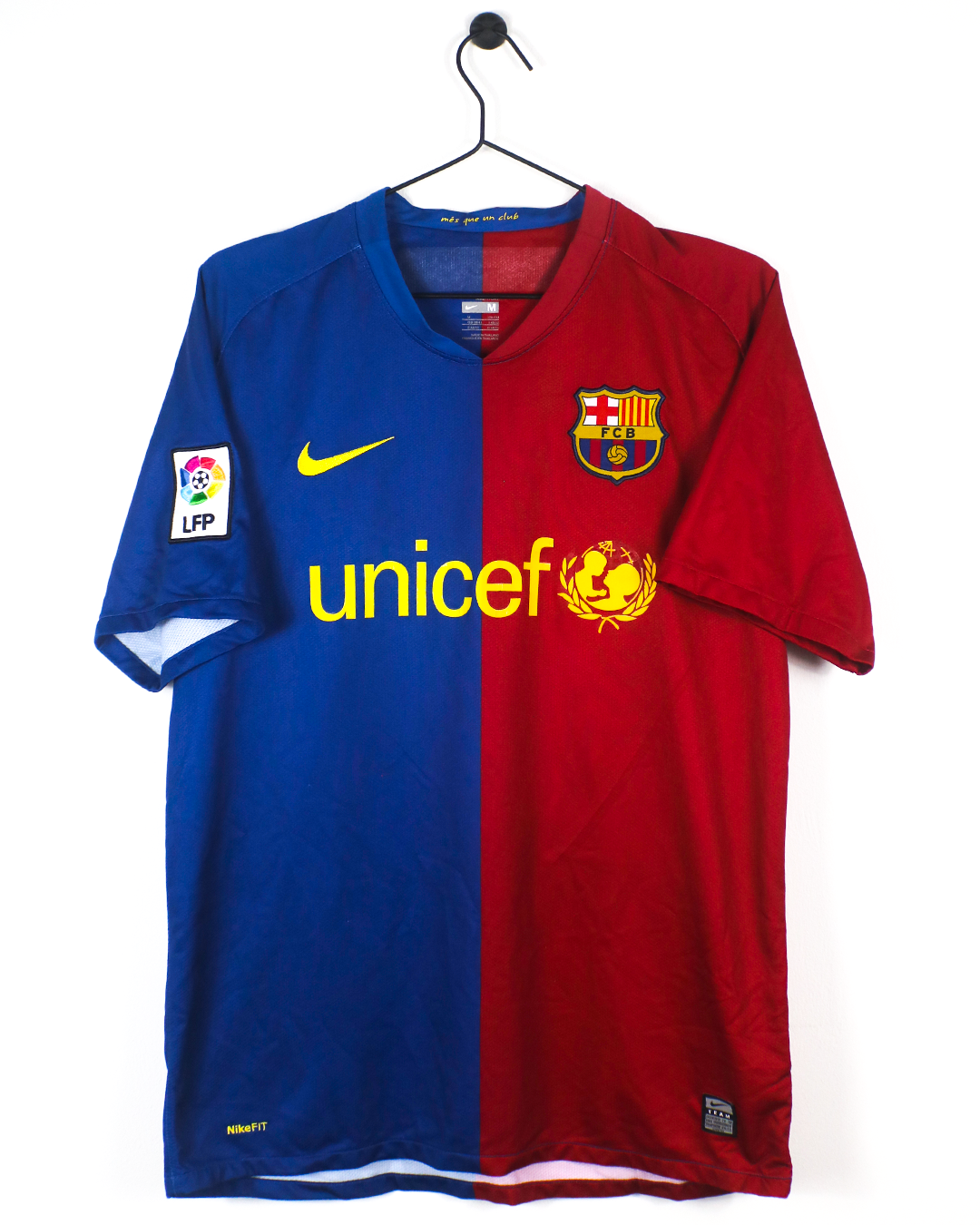 BARCELONA 2008/09 INIESTA #8 HOME SHIRT (M) NIKE