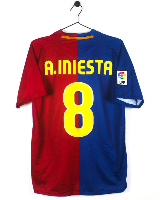 BARCELONA 2008/09 INIESTA #8 HOME SHIRT (M) NIKE