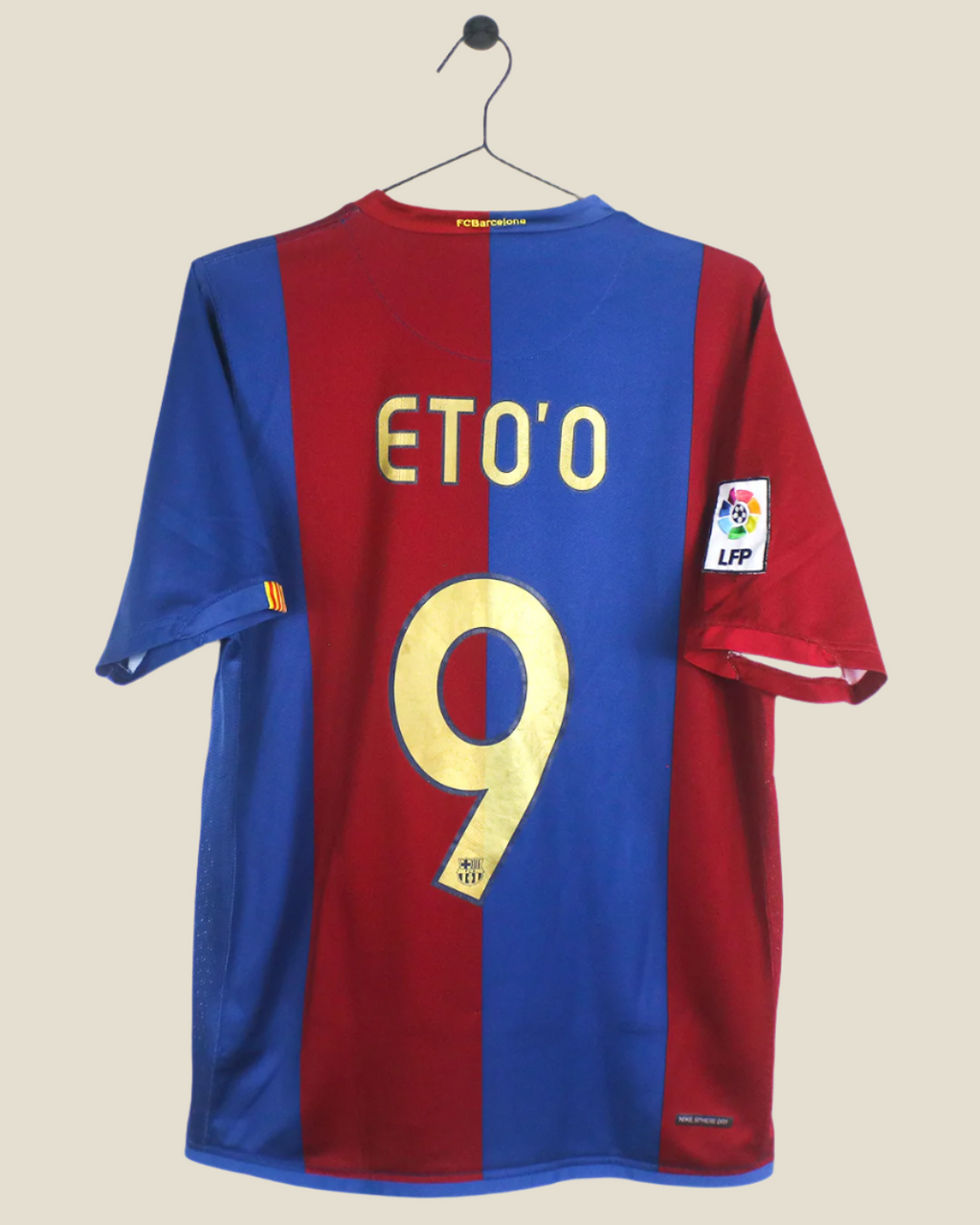 Ronaldinho FC Barcelona 2005/06 Reissue Long Sleeve Shirt | FC Barcelona – Barça Official Ronaldinho FC Barcelona 2005/06 Reissue Long Sleeve Shirt | FC Barcelona – Barça Official