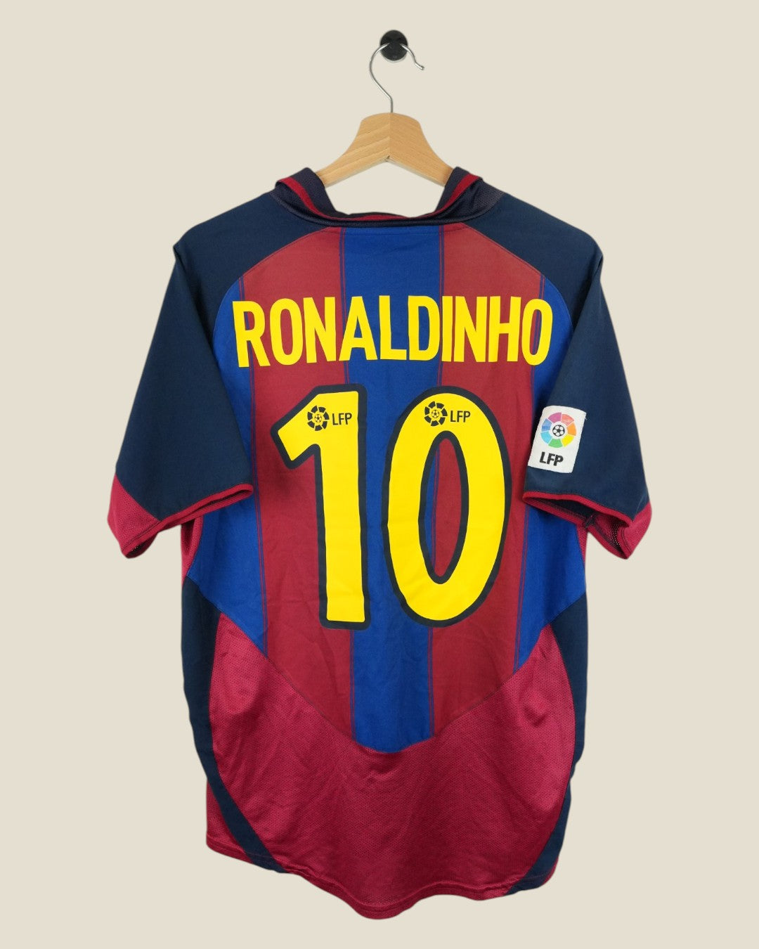 BARCELONA 2003/04 RONALDINHO HOME SHIRT (M) NIKE