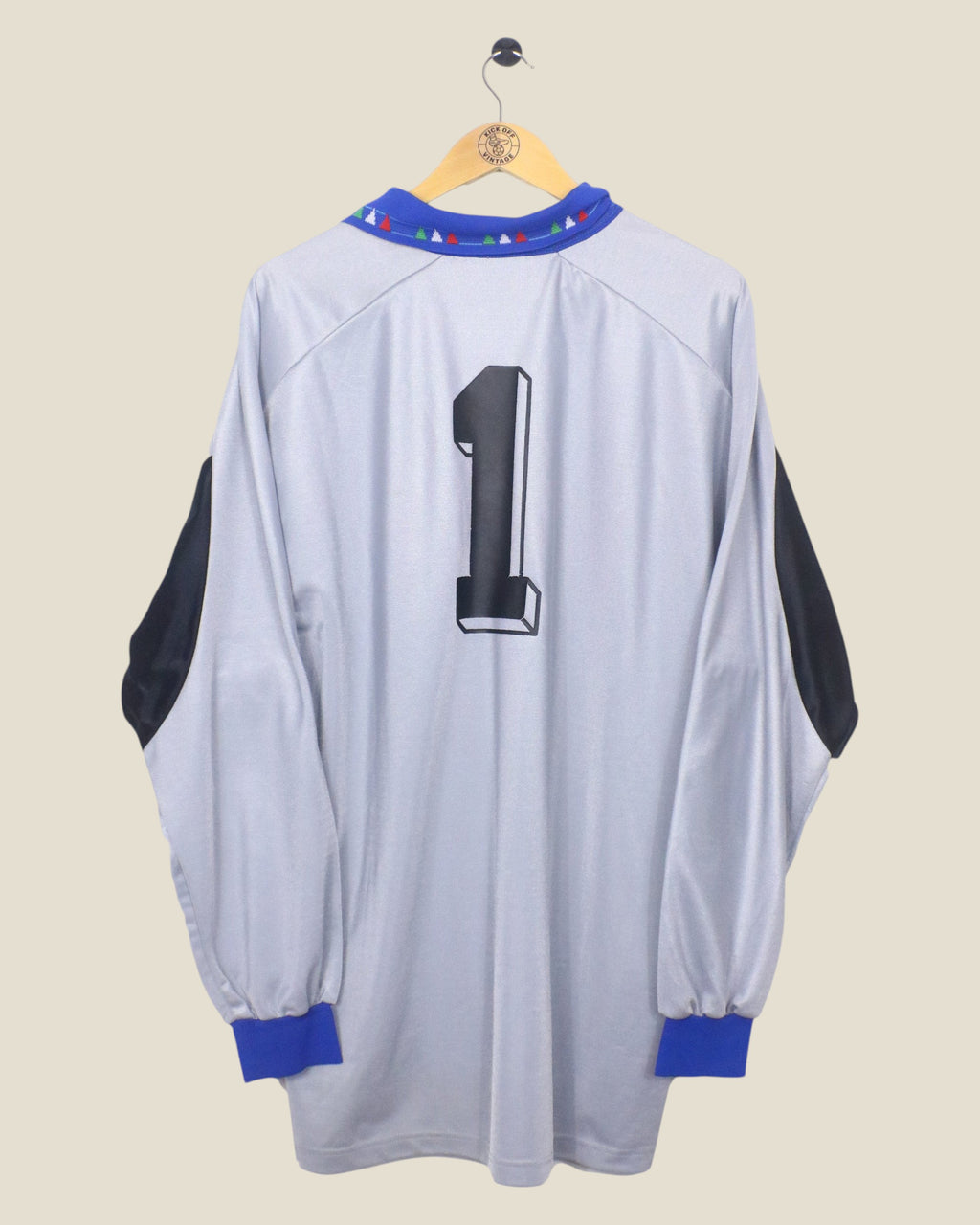Kick Off Vintage 1992-94 Italy goalkeeper jersey in grey with blue trim and number 1 on the back