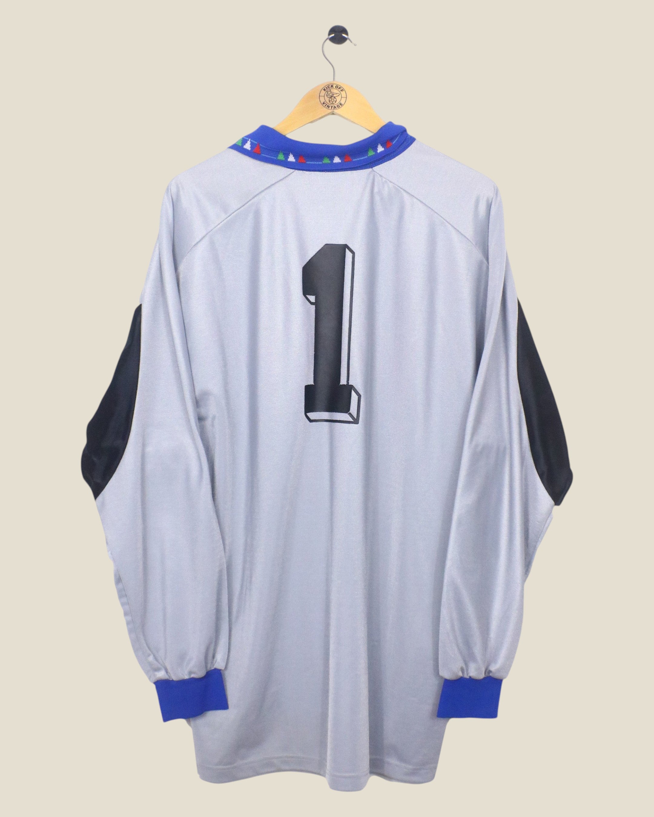 Kick Off Vintage 1992-94 Italy goalkeeper jersey in grey with blue trim and number 1 on the back