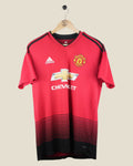 Kick Off Vintage Manchester United 2018/19 home football shirt in red with black gradient hem and Chevrolet sponsor