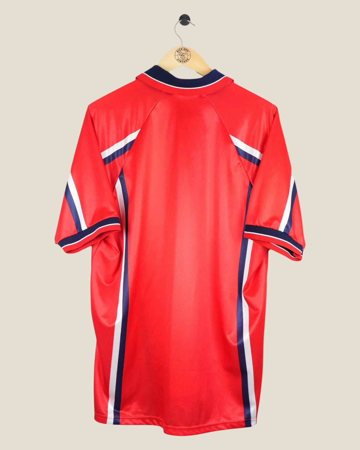 Kick Off Vintage Middlesbrough 1998-00 home football shirt in red with blue and white trim, back view