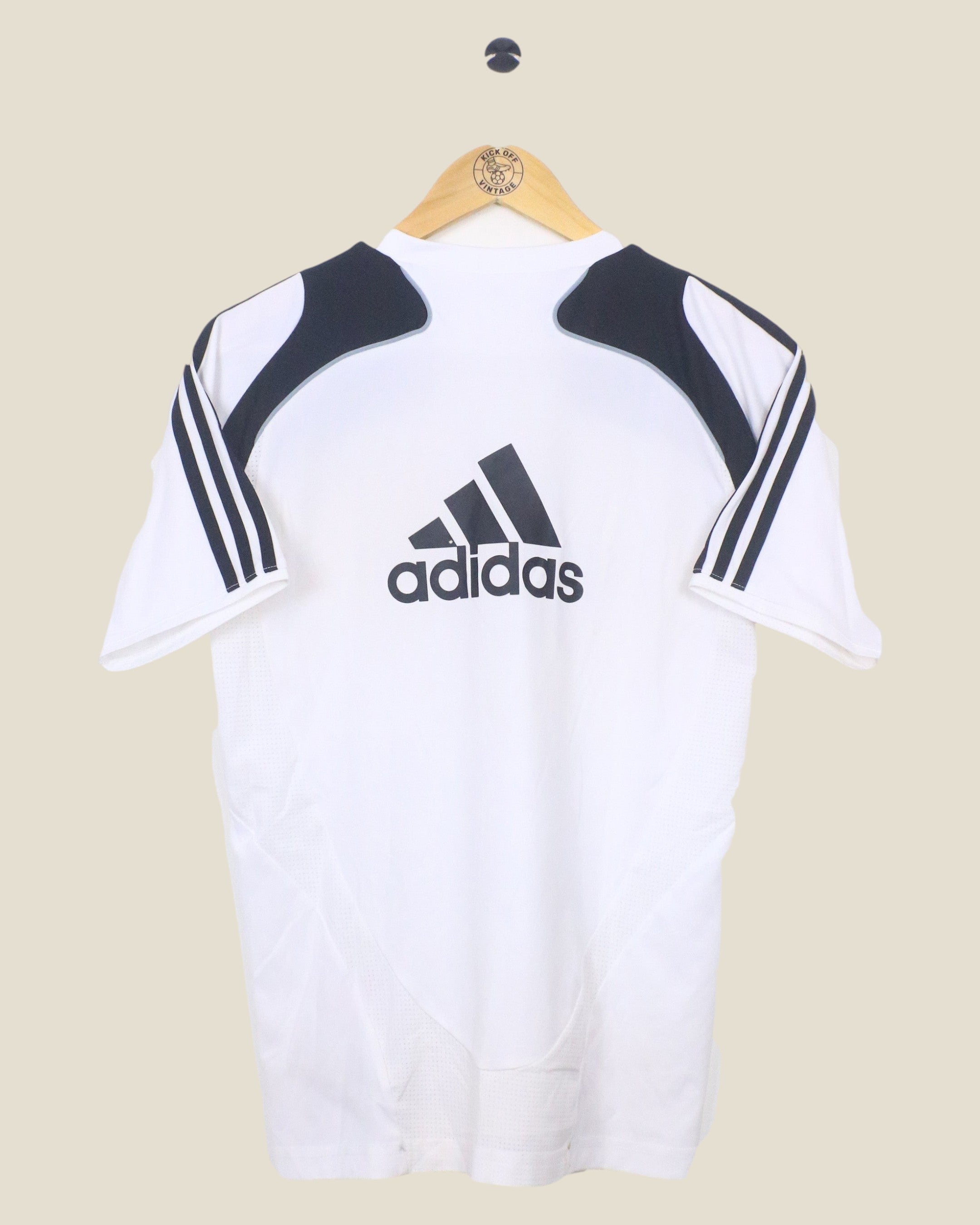 Kick Off Vintage Newcastle United 2008/09 Adidas kids XL white training shirt with black shoulder stripes