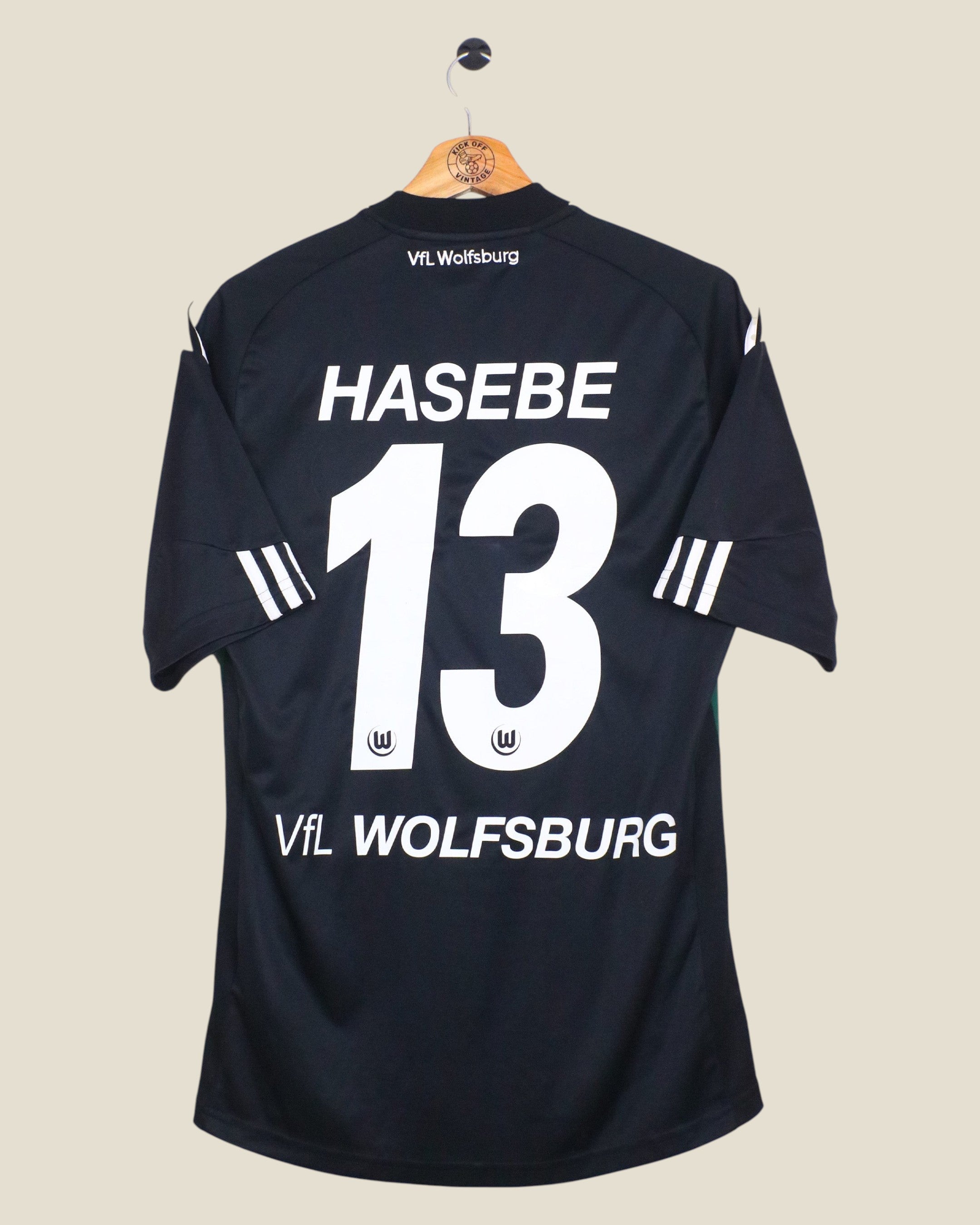Kick Off Vintage VfL Wolfsburg 2010/11 away football shirt with Hasebe 13 print on back in black